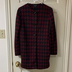 🌷3 for $25🌷Notations, US S, Red & Black Houndstooth Toggle Clasp Light Car Coat